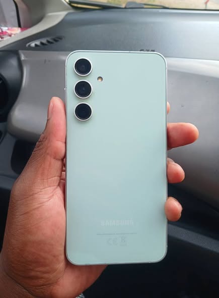 Samsung S23 FE 128GB photo 1