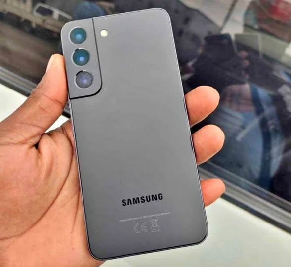Samsung S22, 128gb photo 2