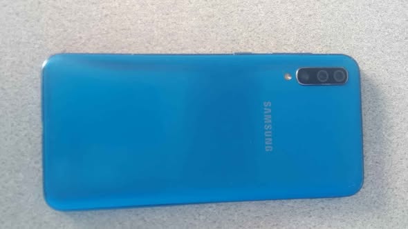 Samsung A50 photo 2