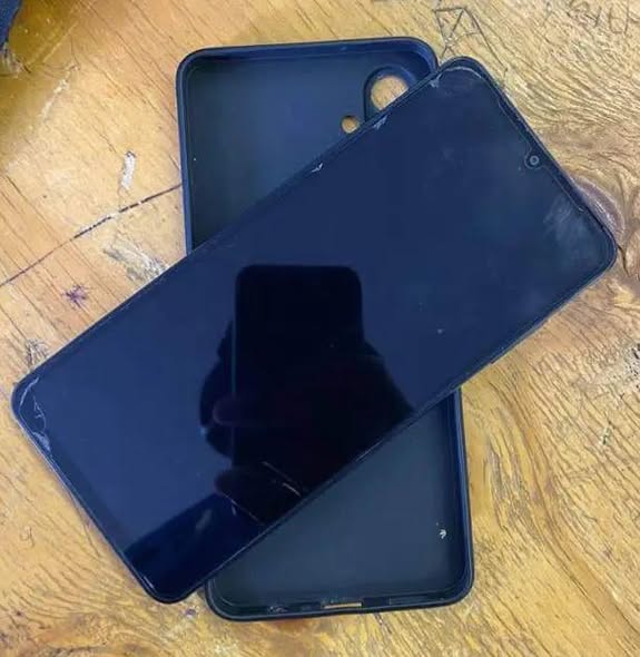 Samsung A06 photo 2