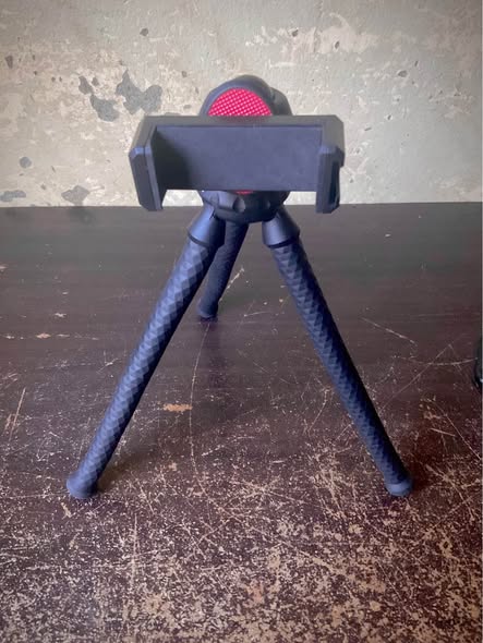 Camera Tripod (Phone Compatible) photo 3