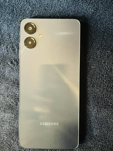 Samsung A06 photo 3
