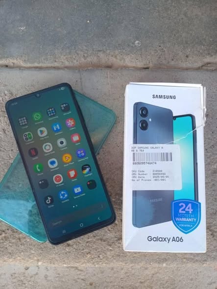 Samsung A06 photo 1