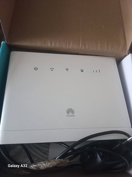 Wifi router for sale in Windhoek - Network Hardware - Kalahari Deals ...
