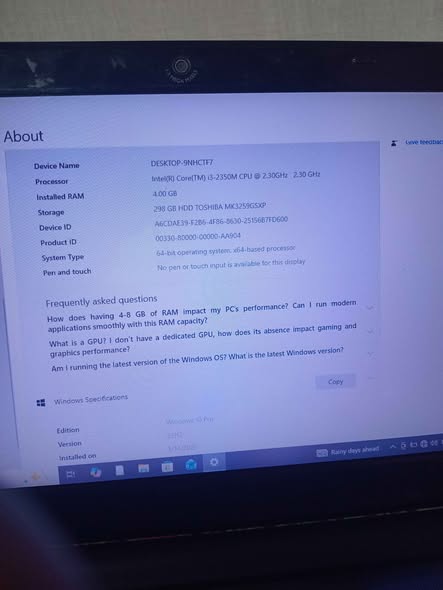 Laptop photo 2