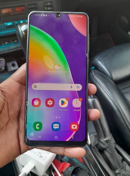 Samsung A31 photo 3