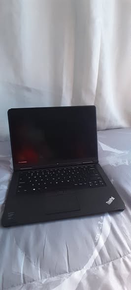 Lenovo laptop photo 2