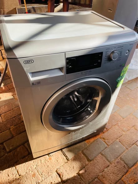 DEFY washing machine photo 1