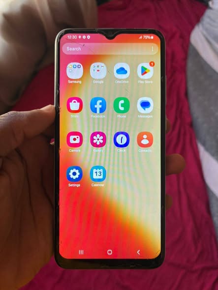 Samsung A04e photo 2