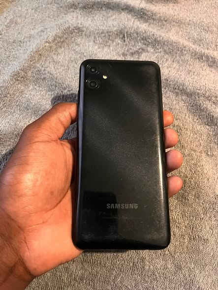 Samsung A04e photo 4