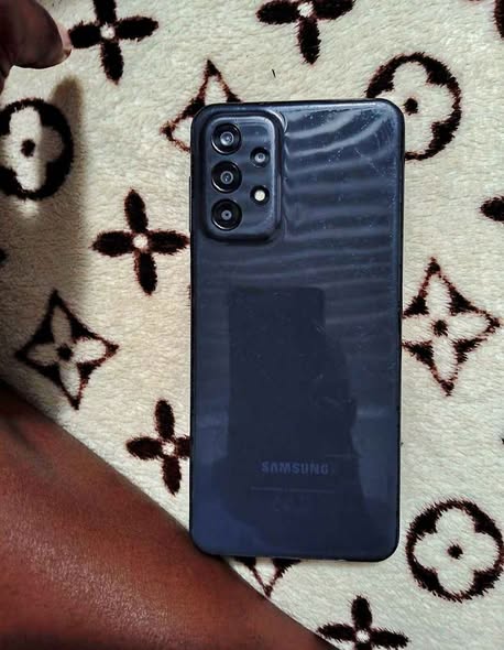 Samsung A23 photo 1