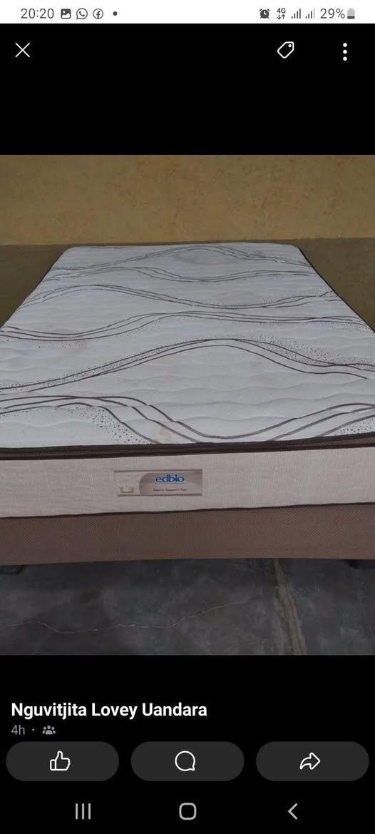 Queen size mattress photo 1
