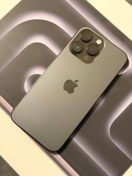 iPhone 14 Pro Max photo 3