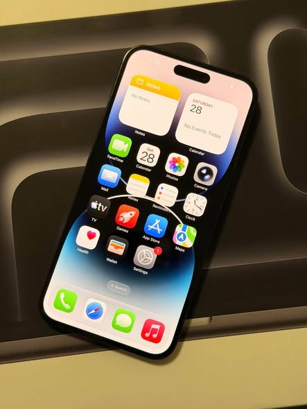 iPhone 14 Pro Max photo 2