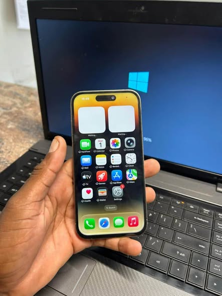 iPhone 14 Pro 128gig photo 3