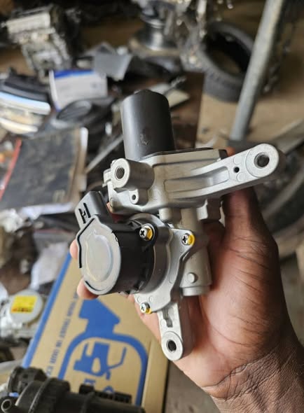 3.0L D4D PARTS photo 2