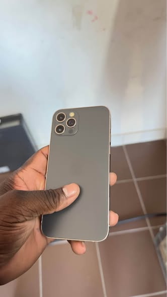 Iphone 12 pro photo 5