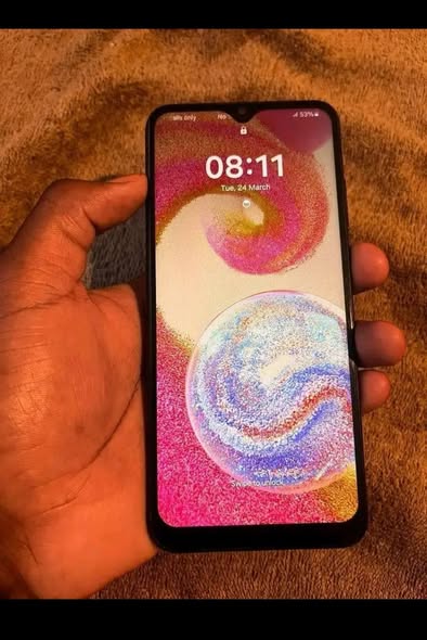 Samsung A04 photo 3