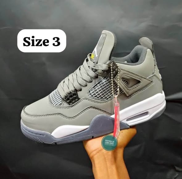 Jordan4 photo 2