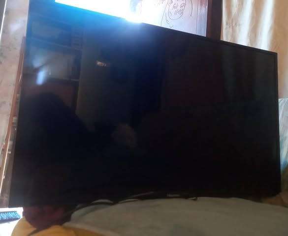 40 inch hicense tv photo 2
