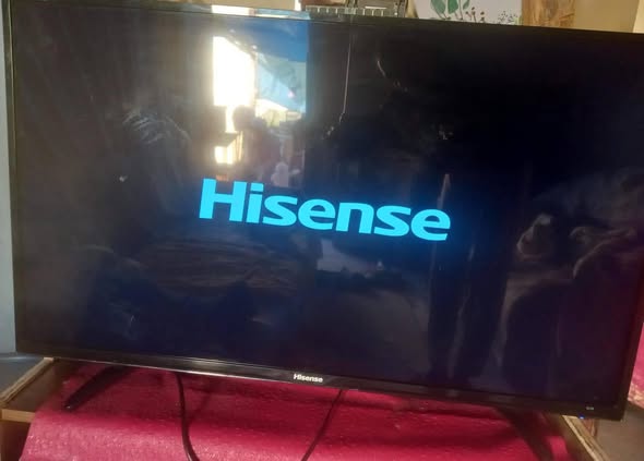 40 inch hicense tv photo 1