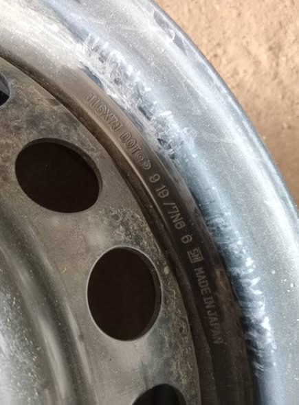 Bakkie Normal Rims Wheeltop New Size R16 photo 4