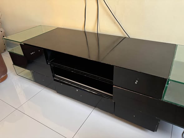 Second tv case photo 2