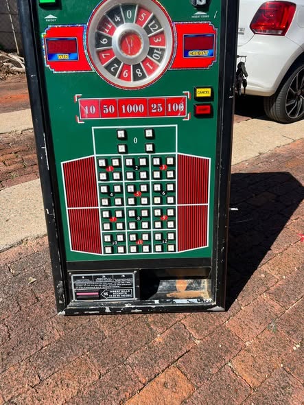 JACKPOT photo 2