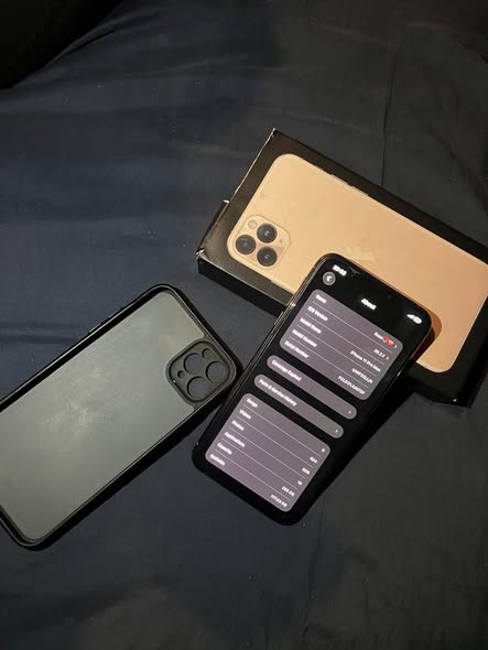 iPhone 11 Pro Max photo 4