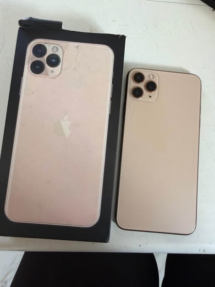 iPhone 11 Pro Max photo 5