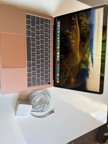 MacBook Air photo 1