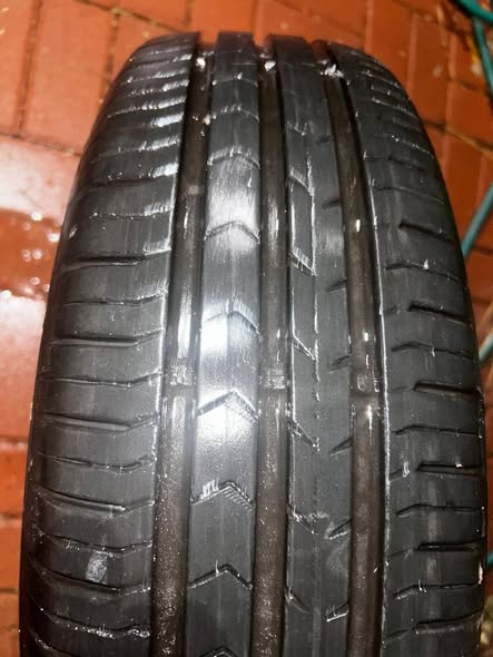 Tyres photo 3