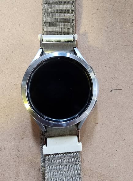 SAMSUNG WATCH CLASSIC (LTE) photo 2