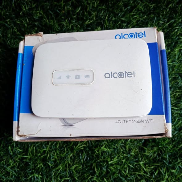 Pocket Wi-Fi photo 2