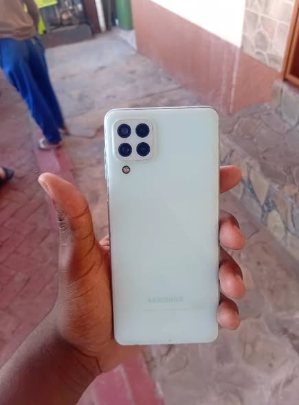 Samsung A22 photo 1