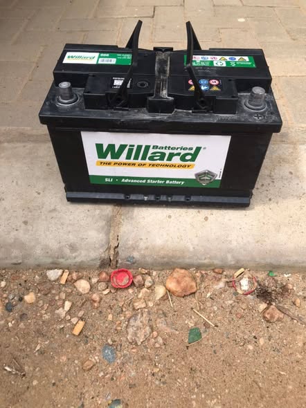 Willard battery photo 3