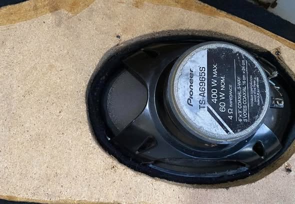 PIONEER 6*9 SPEAKERS photo 2
