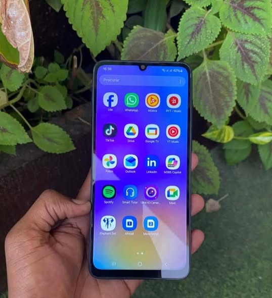 Samsung A05 64gig photo 1