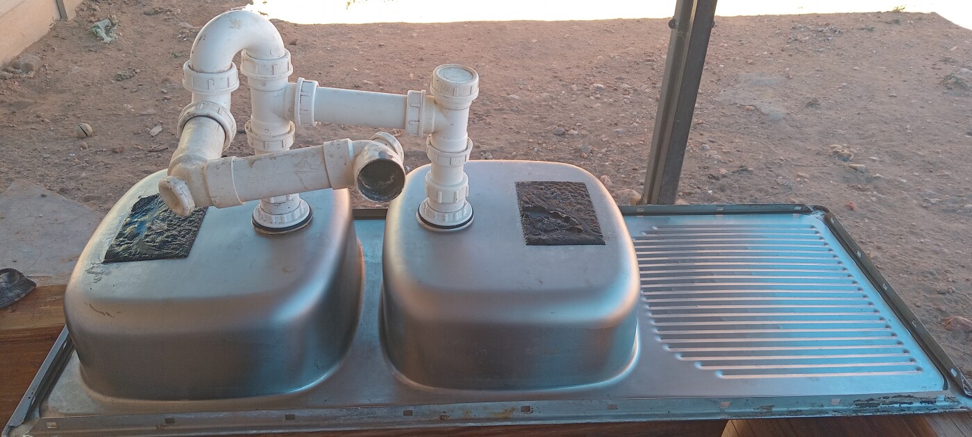 Double sink for sale. photo 2