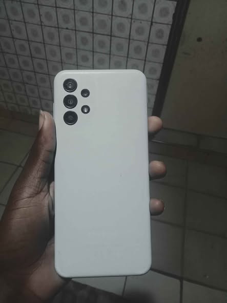 Samsung A13 photo 1