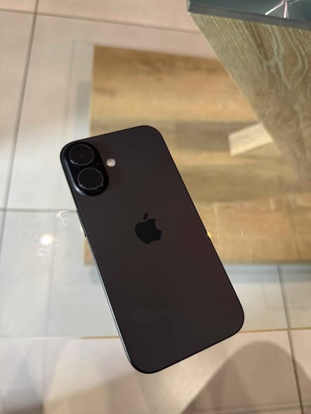 IPHONE 16 128GB photo 1