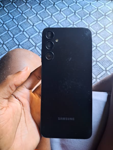 Samsung A05s photo 3