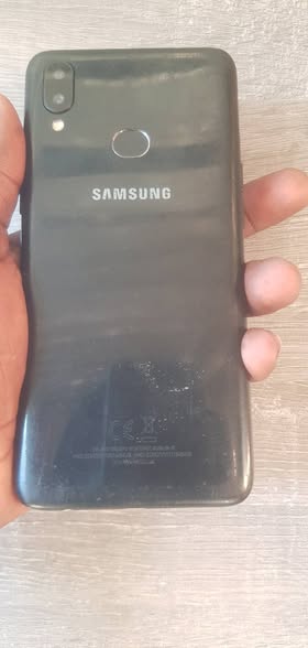 SAMSUNG A10S photo 2