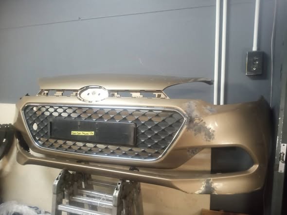 HYUNDAI I20 GRAND FRONT BUMPER AND GRILL photo 2
