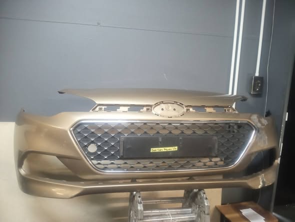 HYUNDAI I20 GRAND FRONT BUMPER AND GRILL photo 1