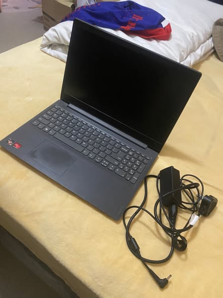 Laptop photo 1