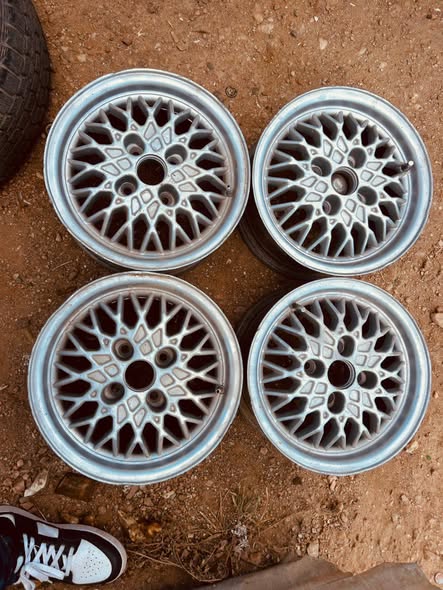 R13 rims photo 2