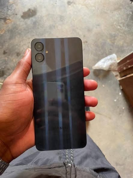 Samsung A05 64gb photo 2