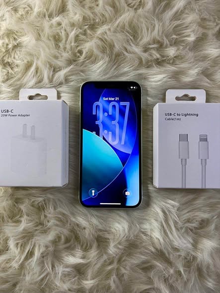 iPhone 12 128GB photo 1