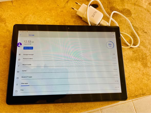 Lenovo tablet photo 1